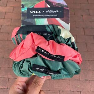 SOLD: NWT Aveda Scrunchies set of three